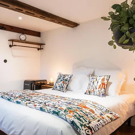 La Maison Du Corsaire Et Les Ateliers Bed & Breakfast