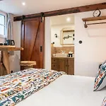 La Maison Du Corsaire Et Les Ateliers B&B 옹플뢰르