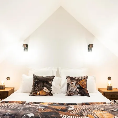 La Maison Du Corsaire Et Les Ateliers 4* Honfleur