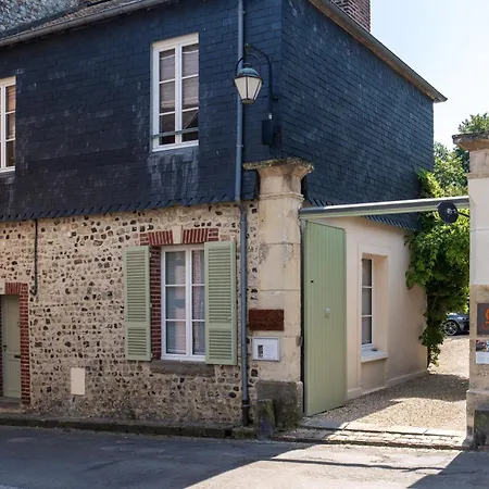 La Maison Du Corsaire Et Les Ateliers Онфлёр