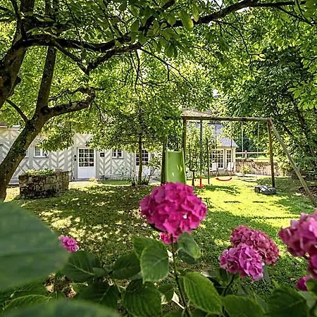 Bed & Breakfast La Maison Du Corsaire Et Les Ateliers - Deux Adresses A 4*