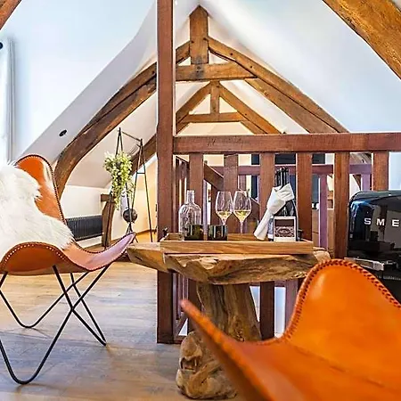 Bed & Breakfast La Maison Du Corsaire Et Les Ateliers - Deux Adresses A Honfleur