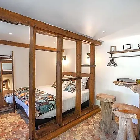 Bed & Breakfast La Maison Du Corsaire Et Les Ateliers - Deux Adresses A Honfleur