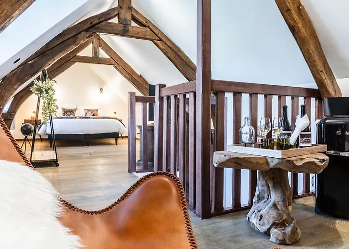 La Maison Du Corsaire